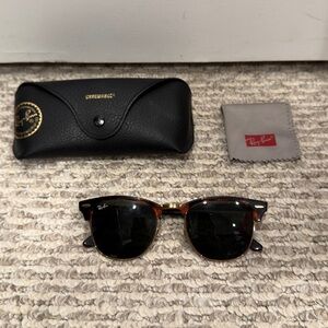 Ray-Ban Clubmaster Classic Tortise on Gold Sunglasses